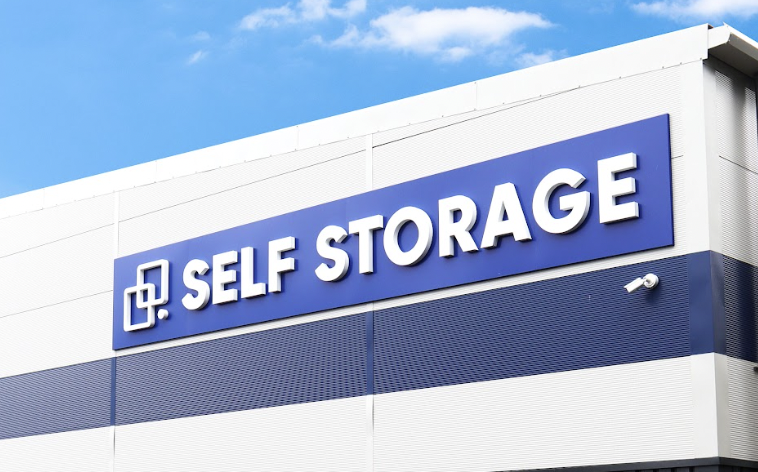 Storage near Bedford. Image shows exterior sign of Cinch Self Storage.