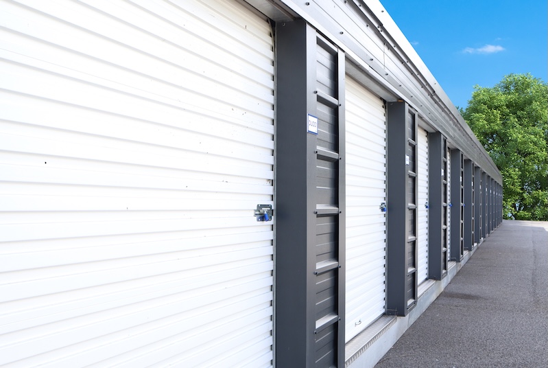 Sittingbourne short term storage. Image shows drive up units at Cinch Storage Sittingbourne.